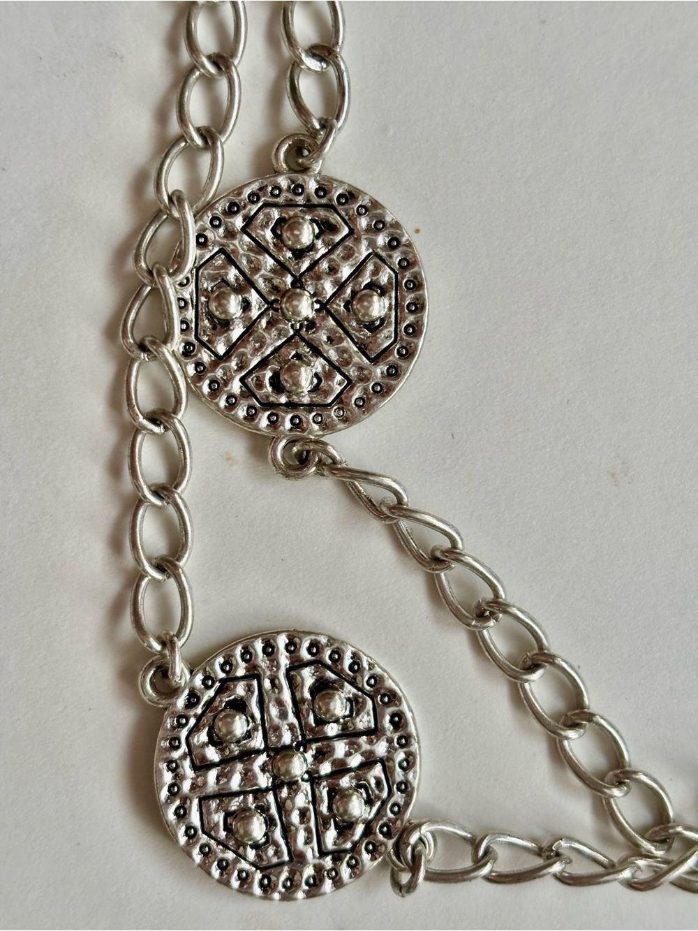 Premiere design Round Medallion Link Necklace beautiful firm price